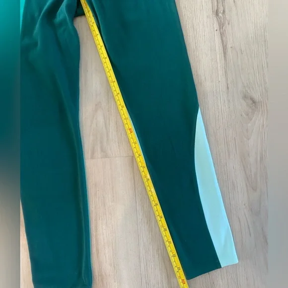 Athleta Elation Asym 7/8” Colorblock Leggings - Picture 9 of 10